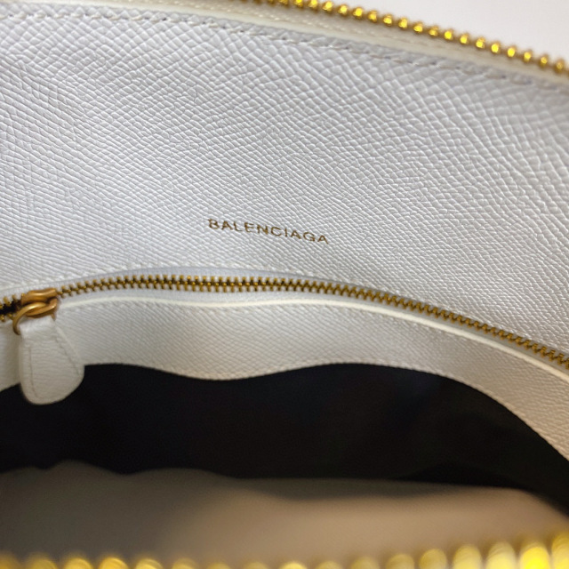 Saiz beg tangan Balenciaga：26*12*22cm