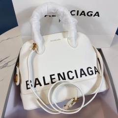 Saiz beg tangan Balenciaga：26*12*22cm