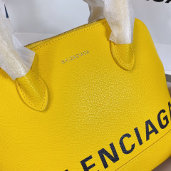 Saiz beg tangan Balenciaga：26*12*22cm
