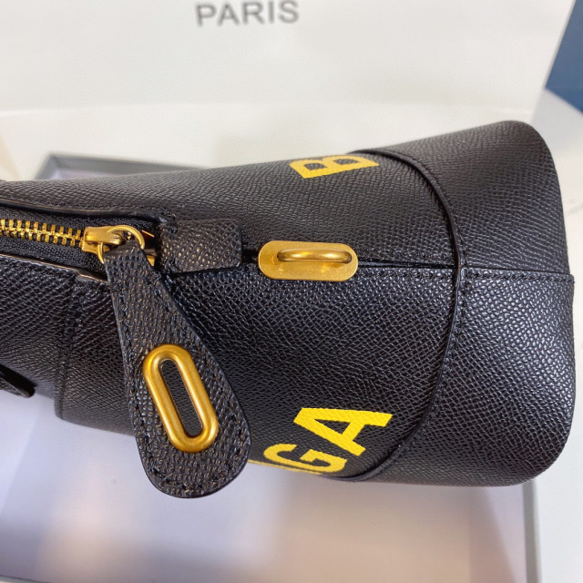 Saiz beg tangan Balenciaga：26*12*22cm