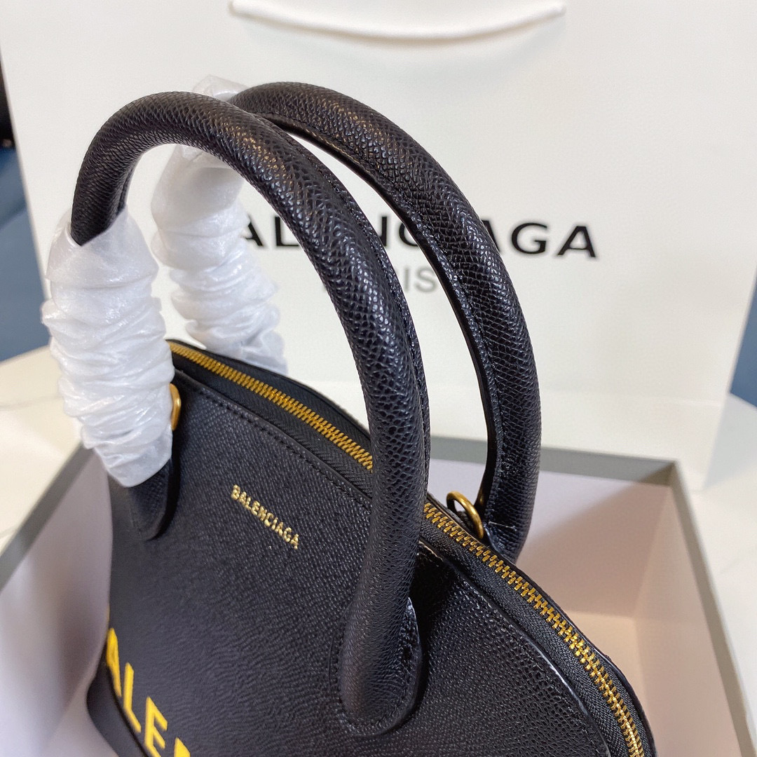 Saiz beg tangan Balenciaga：26*12*22cm