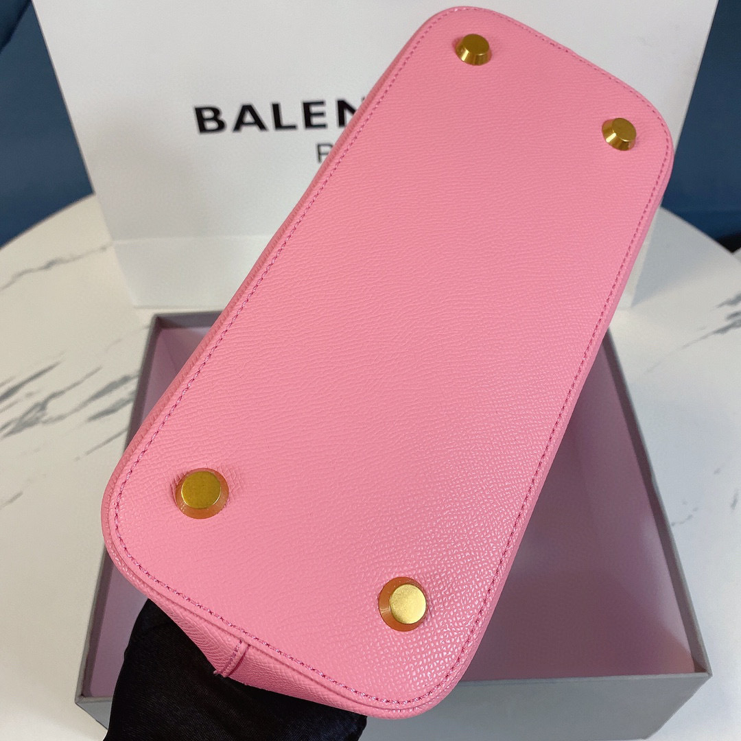 Saiz beg tangan Balenciaga：26*12*22cm