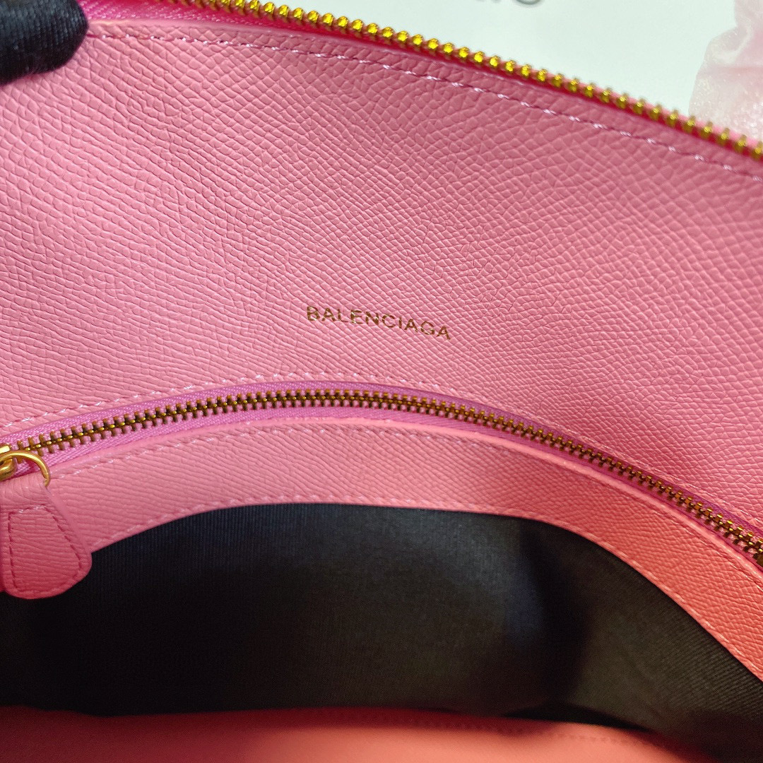 Saiz beg tangan Balenciaga：26*12*22cm
