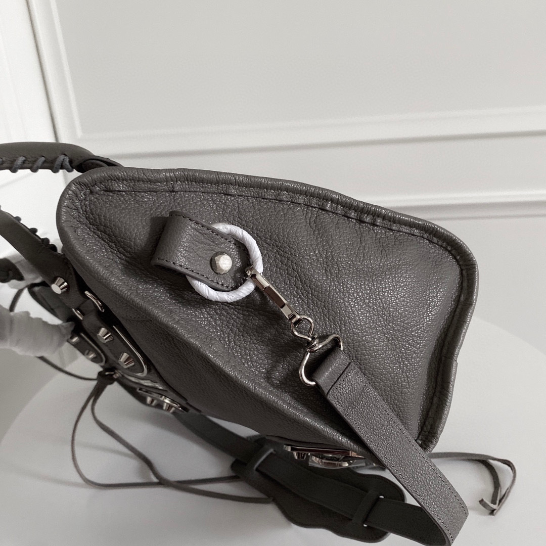 Borsa a mano Balenciaga Dimensioni: 38*24*12cm