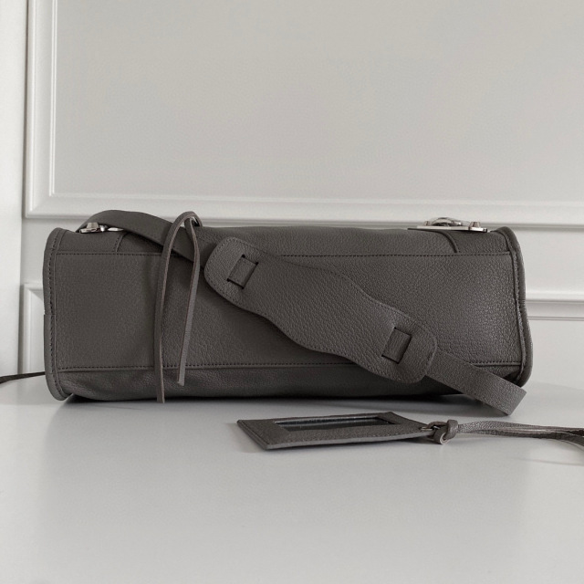 Borsa a mano Balenciaga Dimensioni: 38*24*12cm