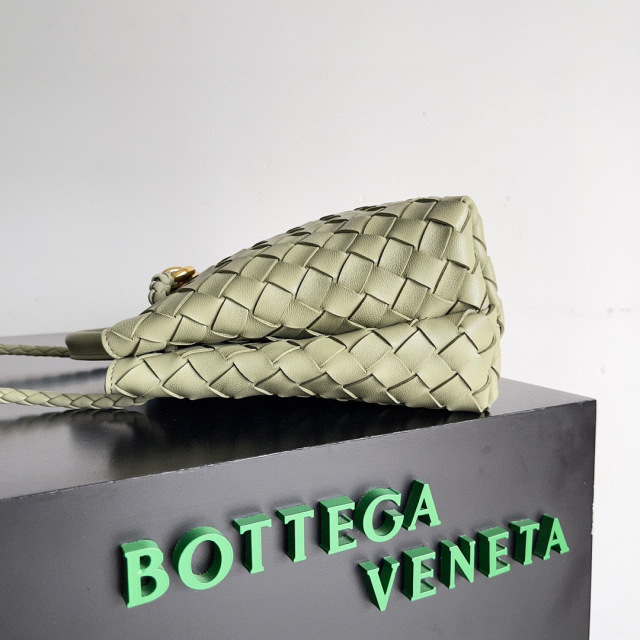 Borsa a mano Bottaca Veneta Dimensioni: 25*22*10,5 cm