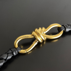 Saiz beg tangan Botteca Veneta：25*22*10.5cm