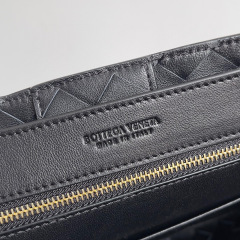 Saiz beg tangan Botteca Veneta：25*22*10.5cm