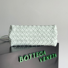 Botteca Veneta Hand bag Size：25*22*10.5cm