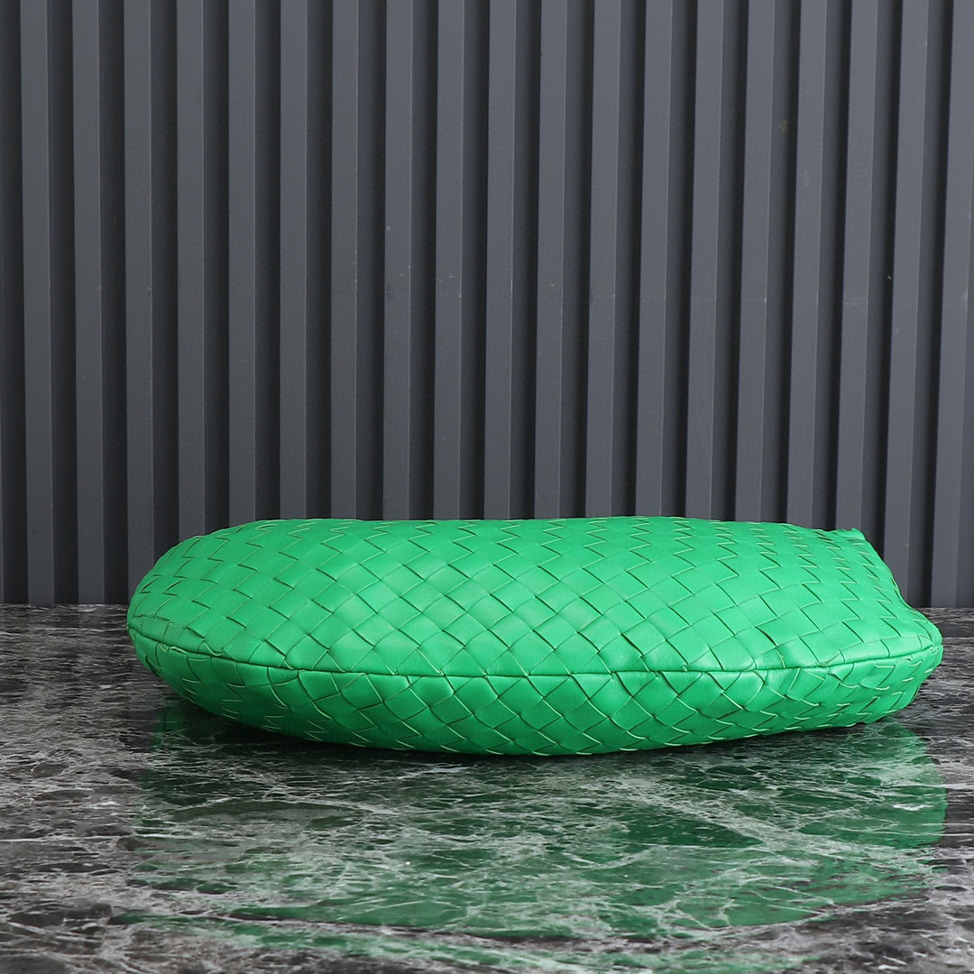 Borsa sottobraccio Botteca Veneta Dimensioni: 48*40*16 cm