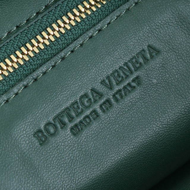 Borsa sottobraccio Botteca Veneta Dimensioni: 48*40*16 cm