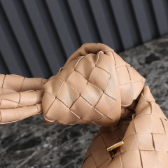 Borsa sottobraccio Botteca Veneta Dimensioni: 48*40*16 cm