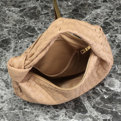 Borsa sottobraccio Botteca Veneta Dimensioni: 48*40*16 cm