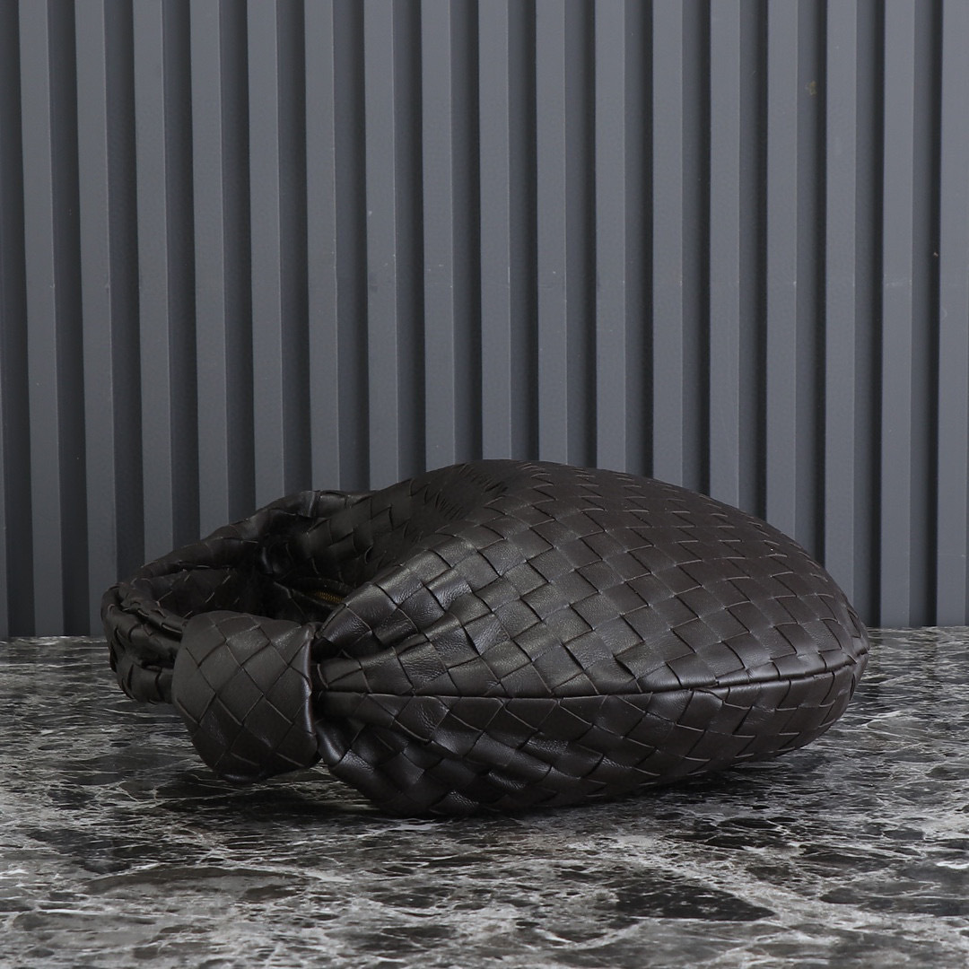 Borsa sottobraccio Botteca Veneta Dimensioni: 48*40*16 cm
