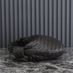 Borsa sottobraccio Botteca Veneta Dimensioni: 48*40*16 cm