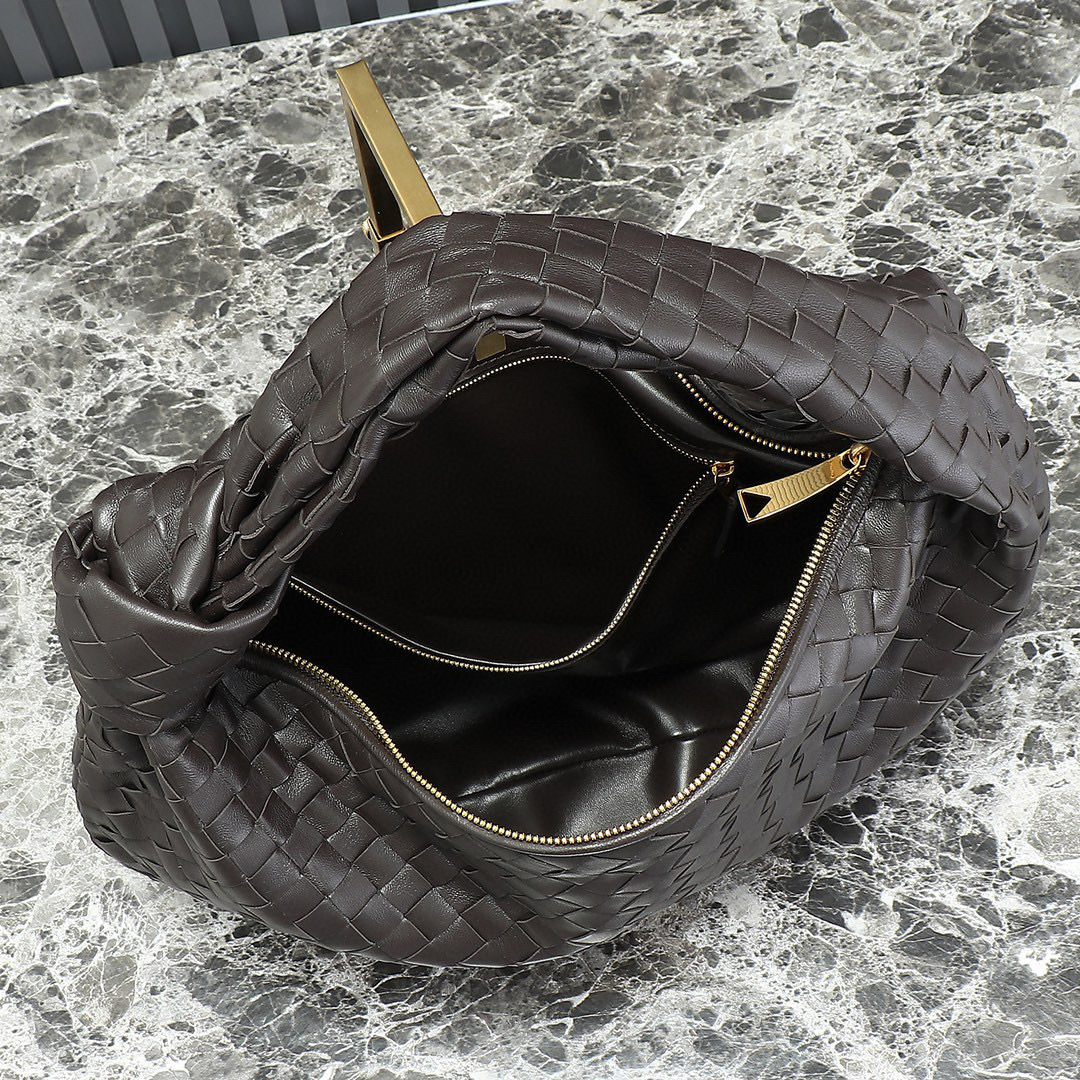 Borsa sottobraccio Botteca Veneta Dimensioni: 48*40*16 cm