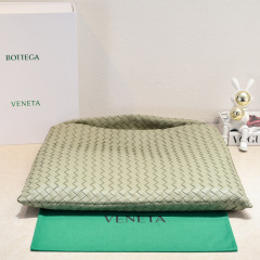 Botteca Veneta  shopping bag Size：54*24*13cm