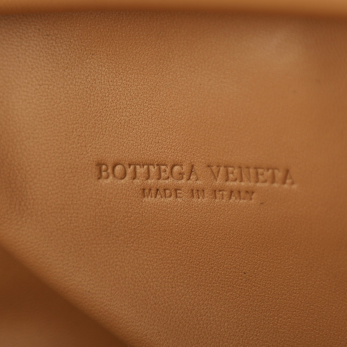 Botteca Veneta 单肩包 尺寸：31.5*16.5*11cm