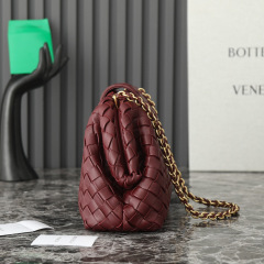 Botteca Veneta Beg bahu tunggal Saiz：31.5*16.5*11sm