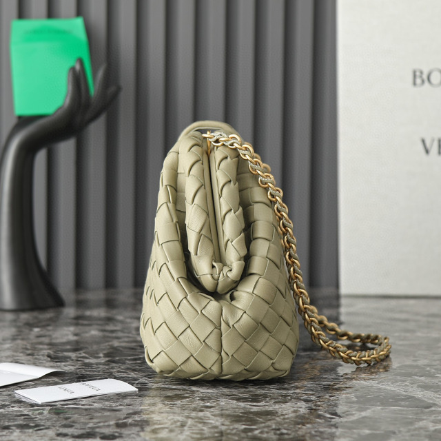 Botteca Veneta Single shoulder bag  Size：31.5*16.5*11cm