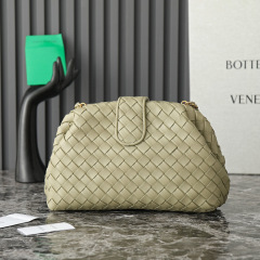 Botteca Veneta Single shoulder bag  Size：31.5*16.5*11cm