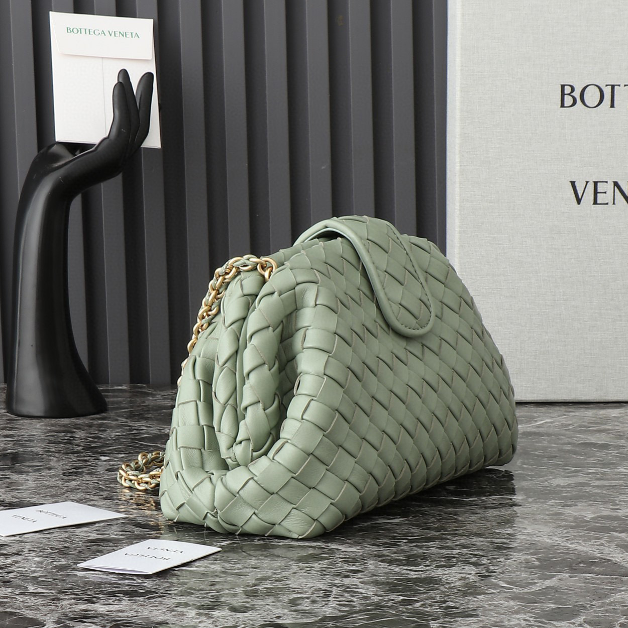 Botteca Veneta 单肩包 尺寸：31.5*16.5*11cm