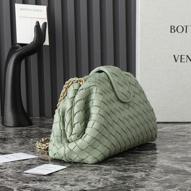 Botteca Veneta 单肩包 尺寸：31.5*16.5*11cm