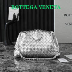 Botteca Veneta Beg bahu tunggal Saiz：31.5*16.5*11sm
