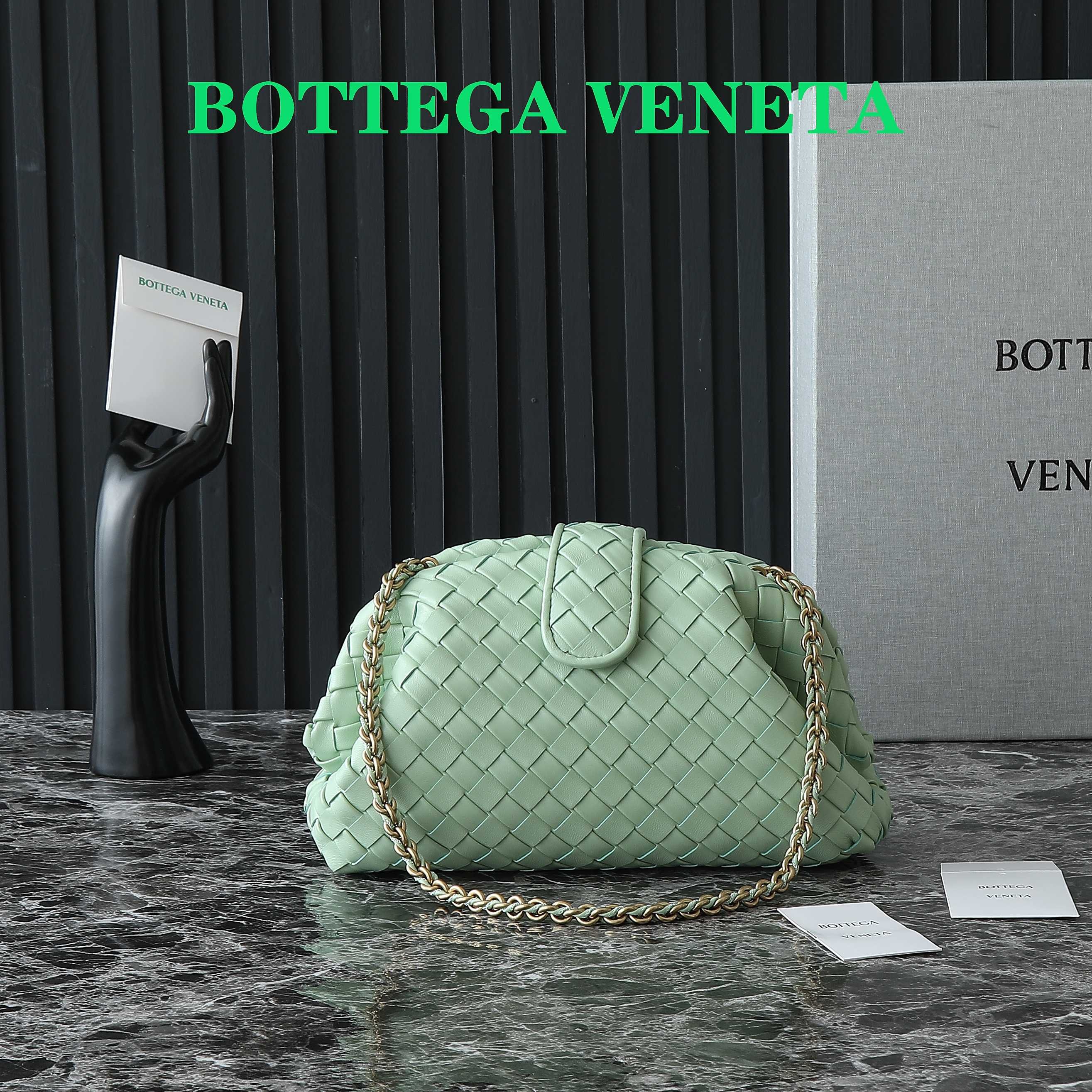 Botteca Veneta Single shoulder bag  Size：31.5*16.5*11cm