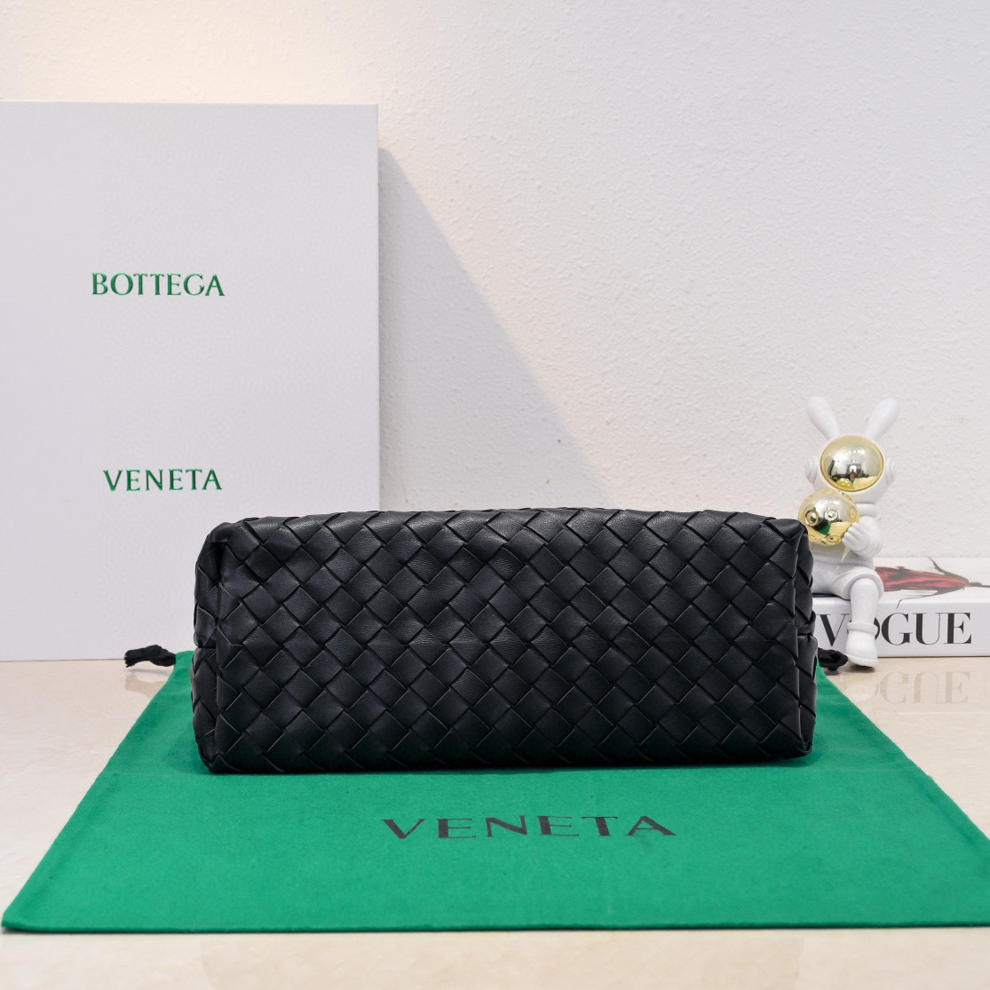 Borsa a mano Bottaca Veneta Dimensioni: 32*24*12cm