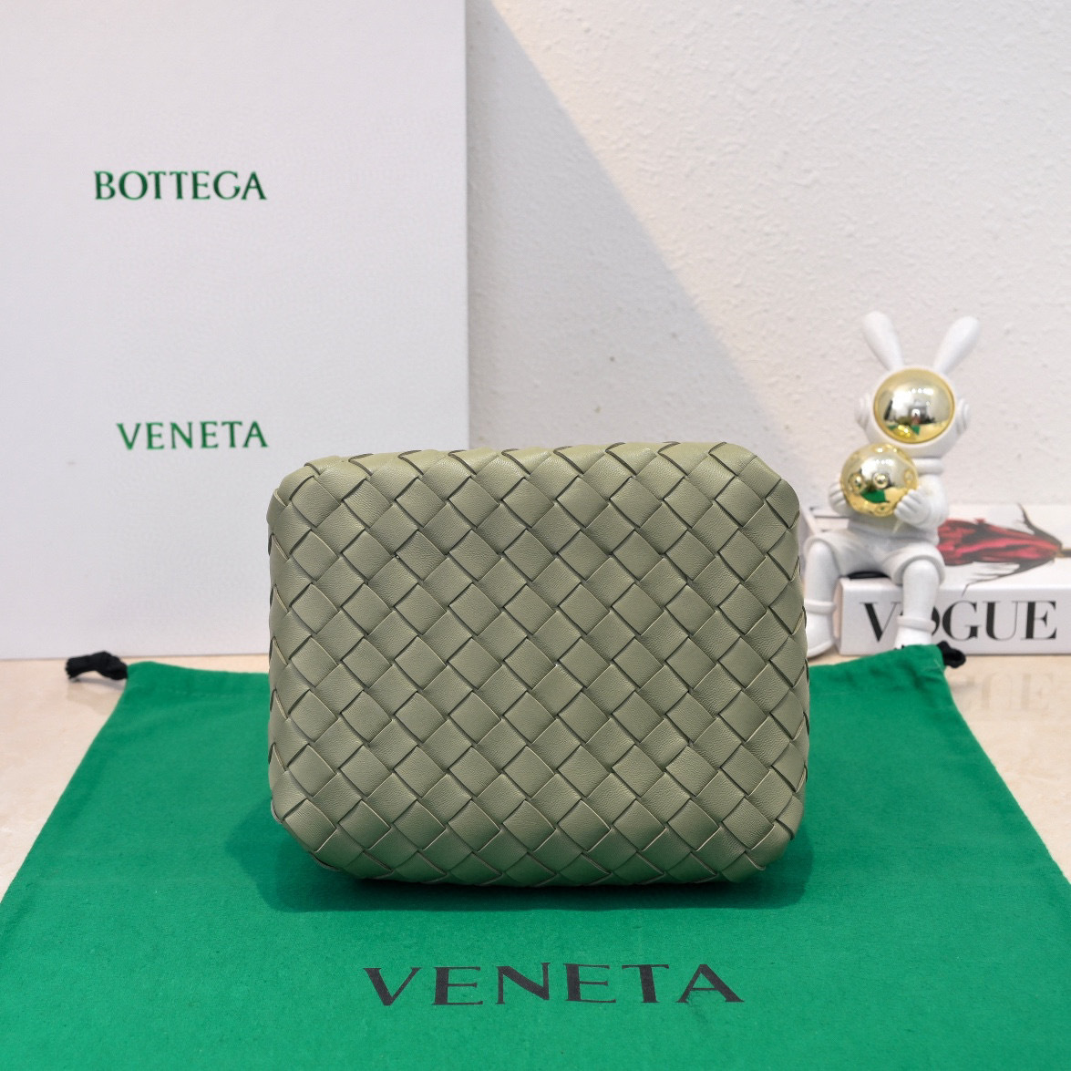 Botteca Veneta 水桶包 尺寸：21*17*16.5cm