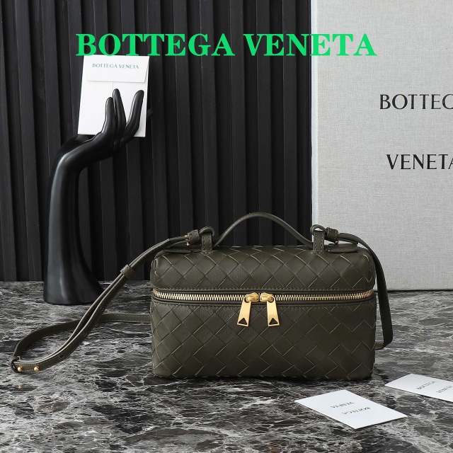 Borsa cosmetica Bottaca Veneta Dimensioni: 22*12*5cm