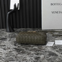 Borsa cosmetica Bottaca Veneta Dimensioni: 22*12*5cm