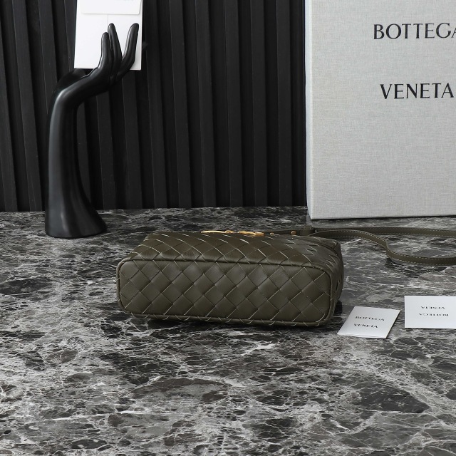 Borsa cosmetica Bottaca Veneta Dimensioni: 22*12*5cm