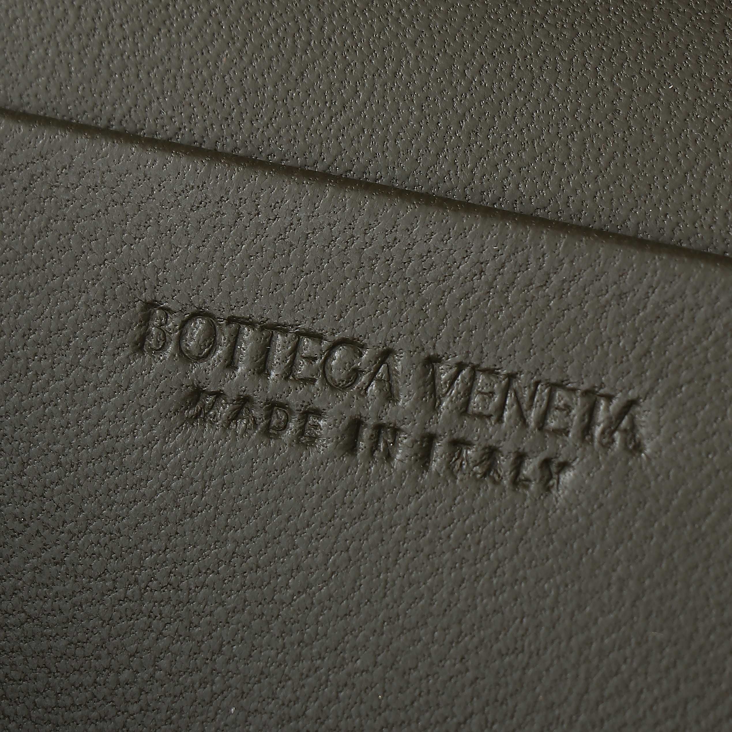 Borsa cosmetica Bottaca Veneta Dimensioni: 22*12*5cm