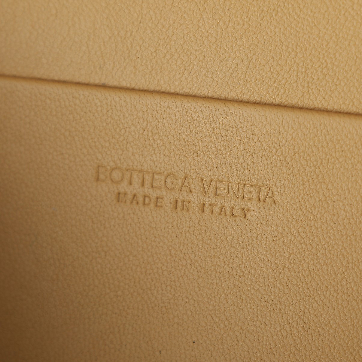 Borsa cosmetica Bottaca Veneta Dimensioni: 22*12*5cm
