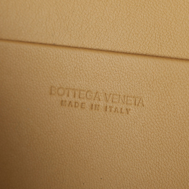 Borsa cosmetica Bottaca Veneta Dimensioni: 22*12*5cm