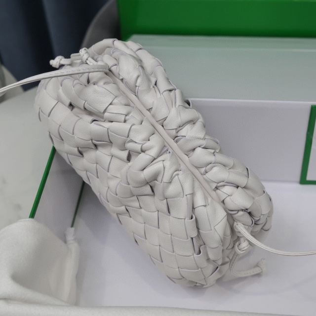 Botteca Veneta  Hand bag Size：23*13*8cm
