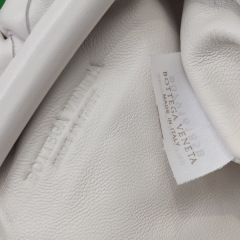 Botteca Veneta  Hand bag Size：23*13*8cm