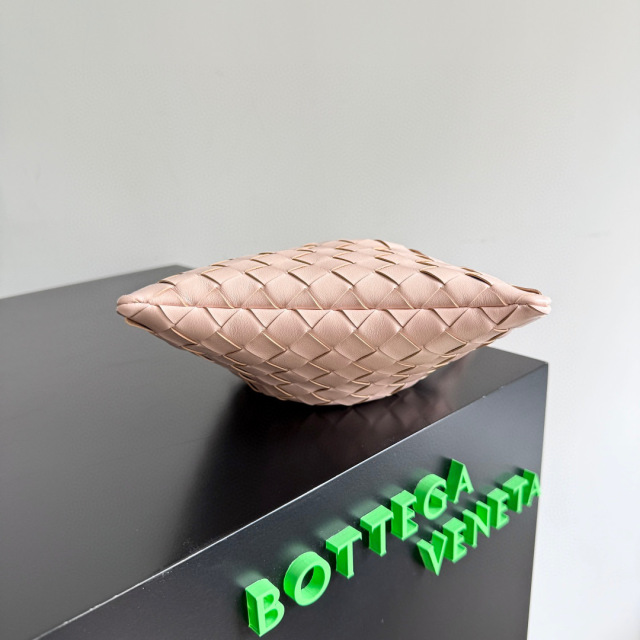 Botteca Veneta 单肩包 尺寸：21*16.6*3cm