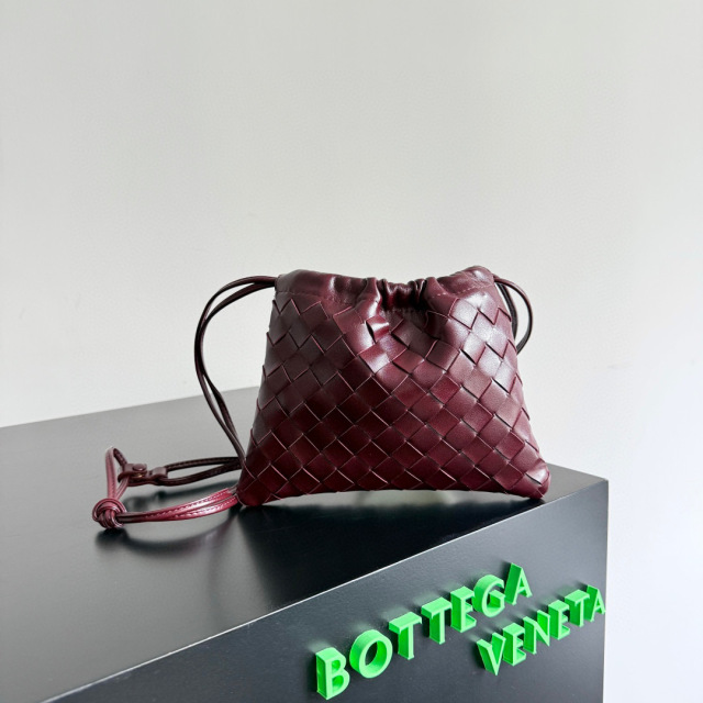 Botteca Veneta Beg bahu tunggal Saiz：21*16.6*3sm