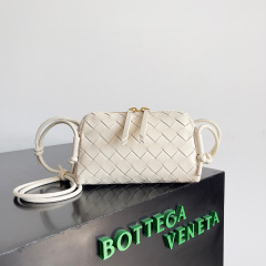 Saiz beg tangan Botteca Veneta：18.5*11.5*8.5sm