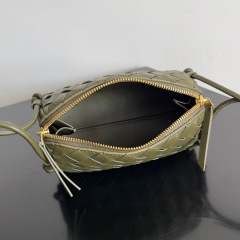 Botteca Veneta  Hand bag Size：18.5*11.5*8.5cm