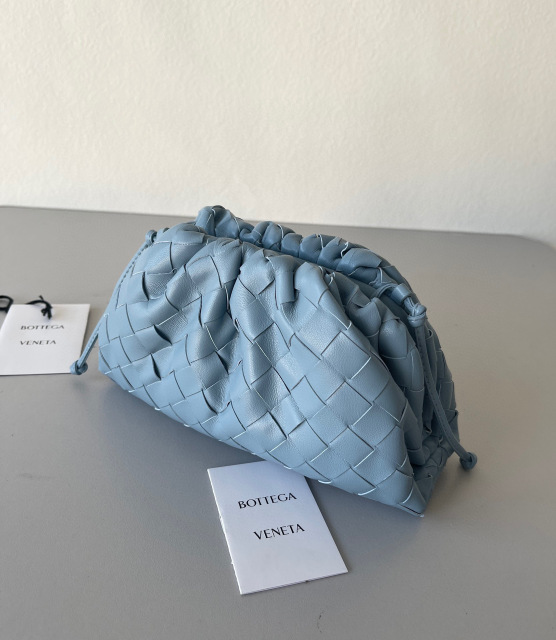 Botteca Veneta Einzelne Umhängetasche Größe: 22 x 12 x 7 cm