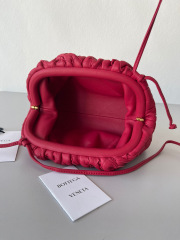 Botteca Veneta 单肩包 尺寸：22*12*7cm