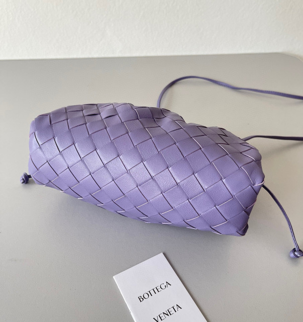 Botteca Veneta Einzelne Umhängetasche Größe: 22 x 12 x 7 cm