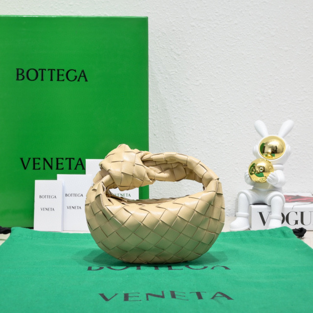 Beg ketiak Botteca Veneta Saiz：17*16*6.5cm