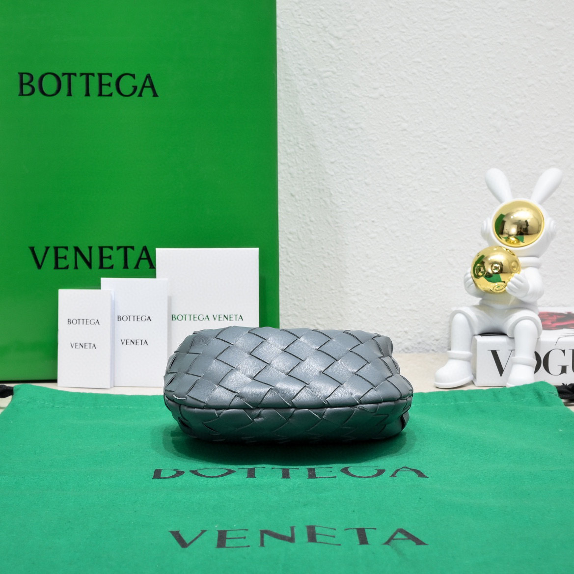 Botteca Veneta 腋下包尺寸：17*16*6.5cm