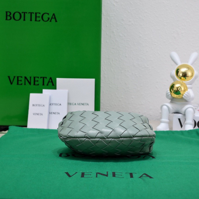Botteca Veneta 腋下包尺寸：17*16*6.5cm