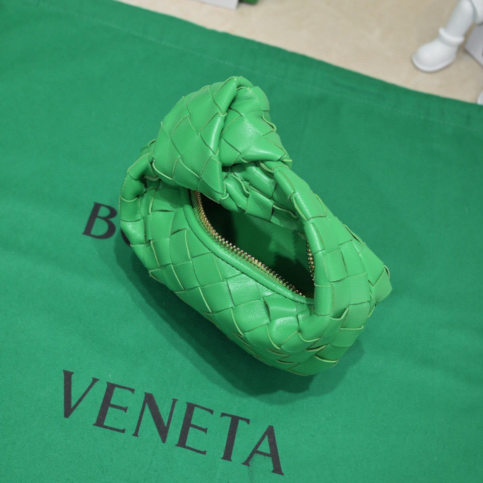 Beg ketiak Botteca Veneta Saiz：17*16*6.5cm